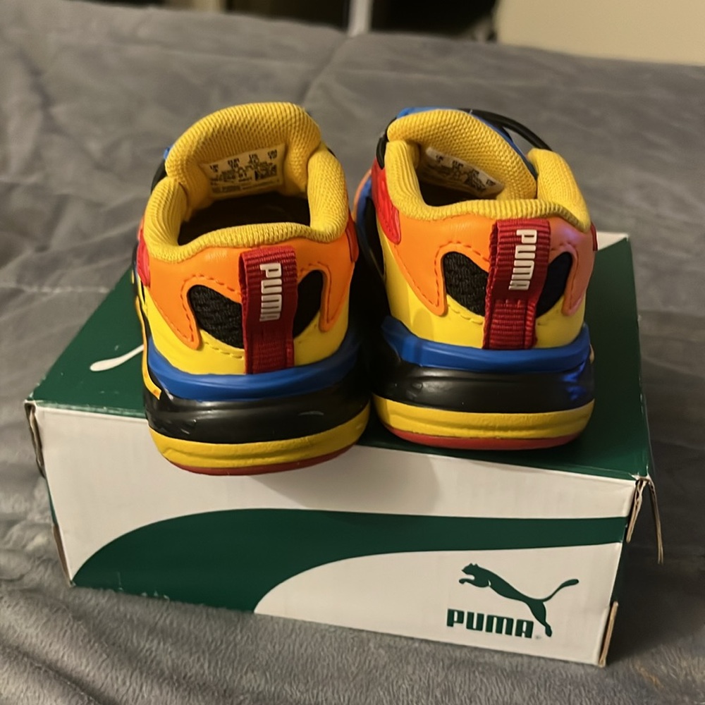 Puma - Picture 4 of 4